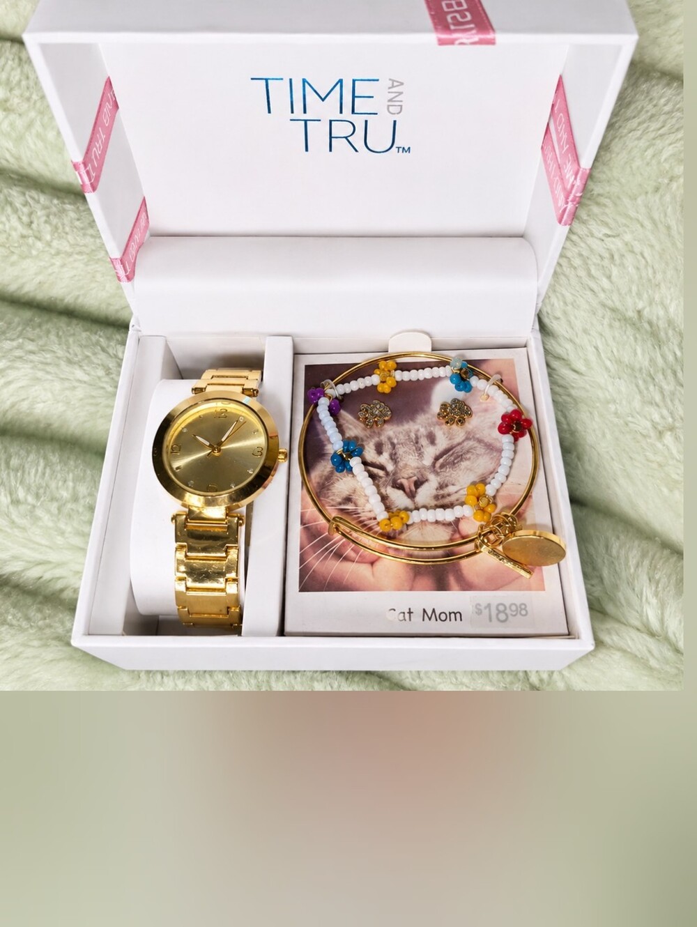 NWT Time and Tru Cat Mom Watch & Bracelet Gift Set